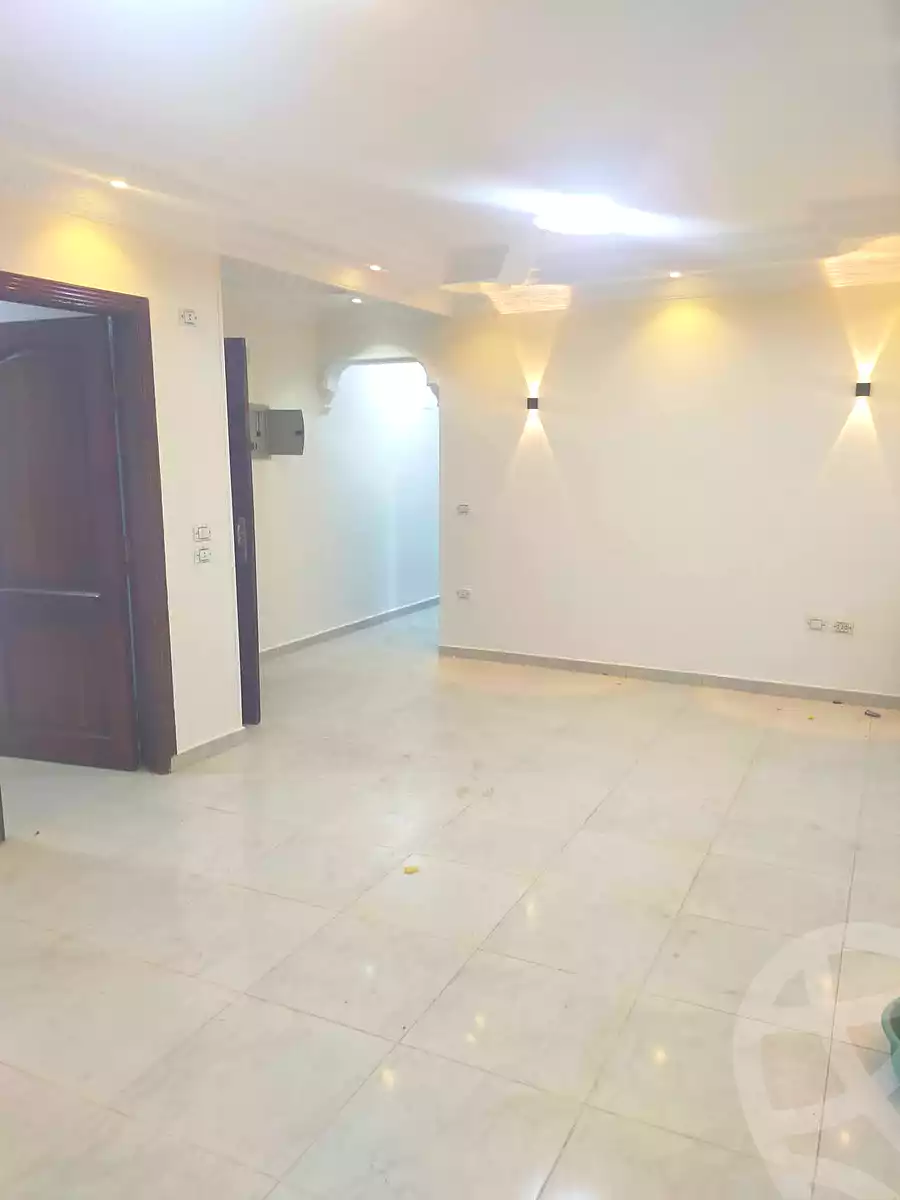 https://aqarmap.com.eg/ar/listing/6794374-for-sale-cairo-helwan-hadayek-helwan-el-eshrein-st