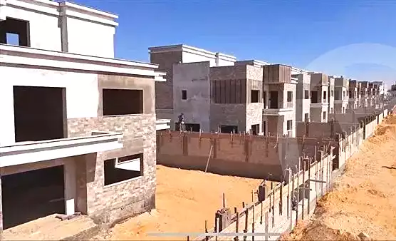 https://aqarmap.com.eg/ar/listing/6794862-for-sale-cairo-new-cairo-compounds-tag-city-shalya-taj-city