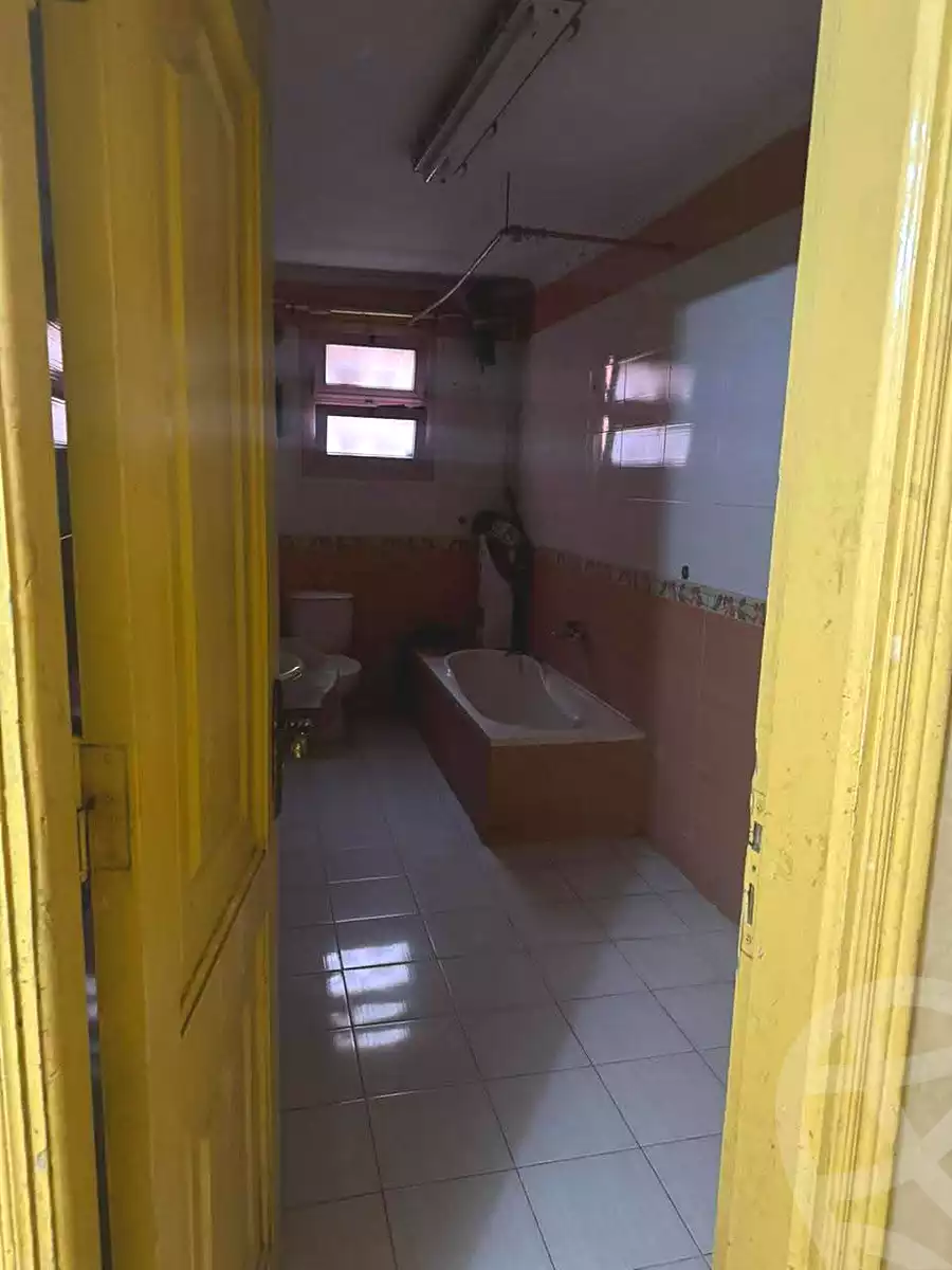 https://aqarmap.com.eg/ar/listing/6795087-for-sale-cairo-helwan-sherif-st