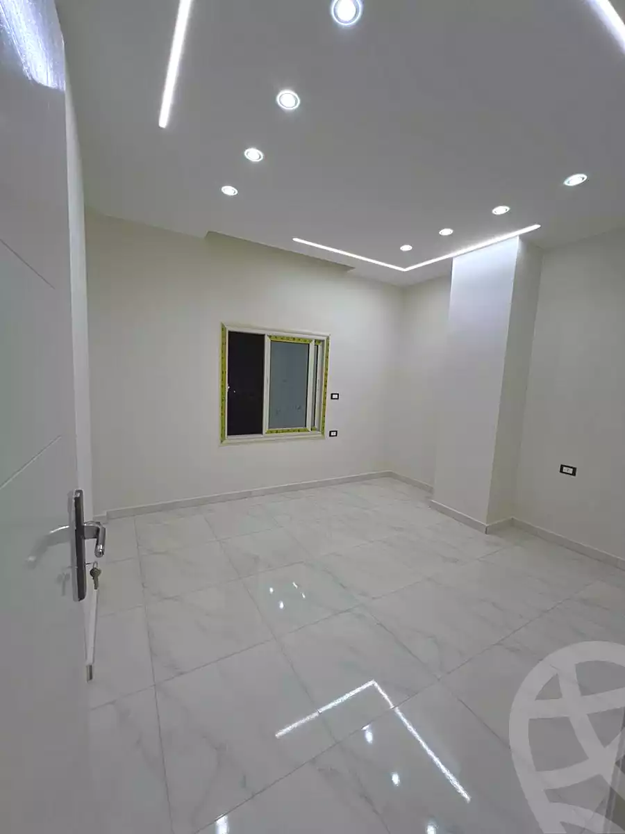 https://aqarmap.com.eg/ar/listing/6795111-for-sale-cairo-6th-of-october-el-ahyaa-neighborhood-3rd-al-hay-al-thalith-st