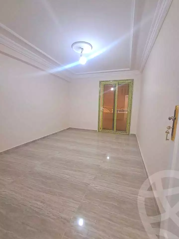 https://aqarmap.com.eg/ar/listing/6795114-for-sale-alexandria-el-asafra-salman-el-farsi-st