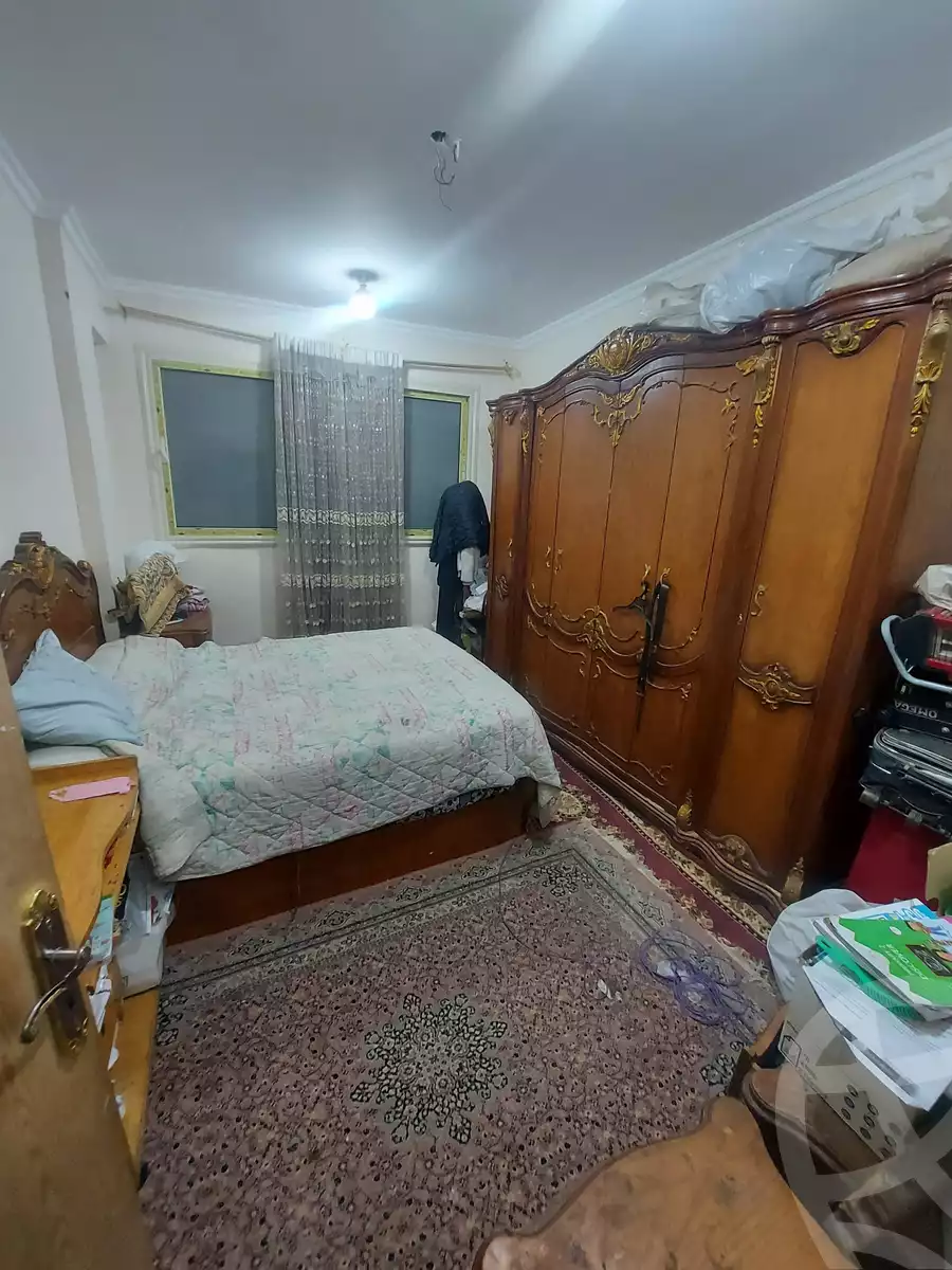 https://aqarmap.com.eg/en/listing/6795755-for-sale-cairo-helwan-el-shareaa-el-sharby-st