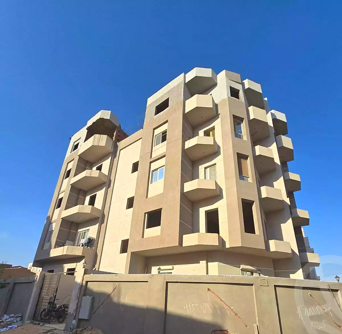 https://aqarmap.com.eg/en/listing/6796457-for-sale-cairo-6th-of-october-mntq-fr-y-b-6-ktwbr