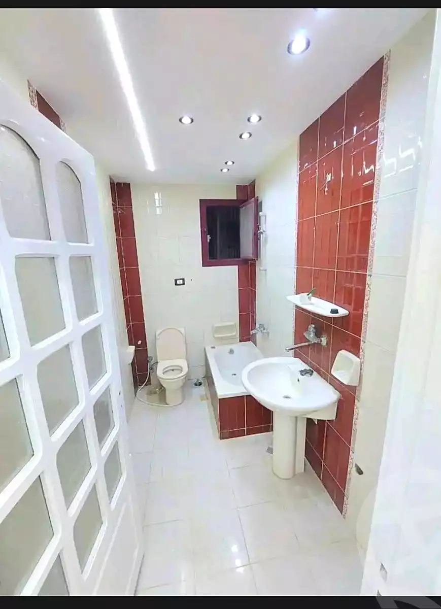 https://aqarmap.com.eg/ar/listing/6796732-for-sale-alexandria-el-asafra-l-sfr-bhry