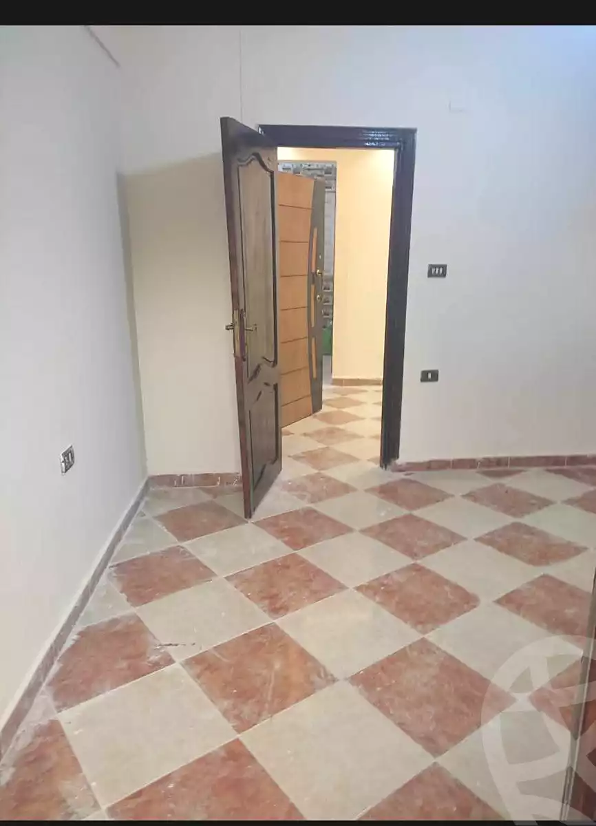https://aqarmap.com.eg/ar/listing/6796852-for-sale-alexandria-alhadara-new-el-hadra-al-sadat-st