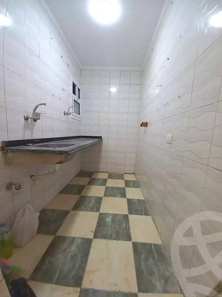 https://aqarmap.com.eg/ar/listing/6798112-for-sale-alexandria-sydy-bshr-sydy-bshr-bhry-shr-mhmwd-l-yswy