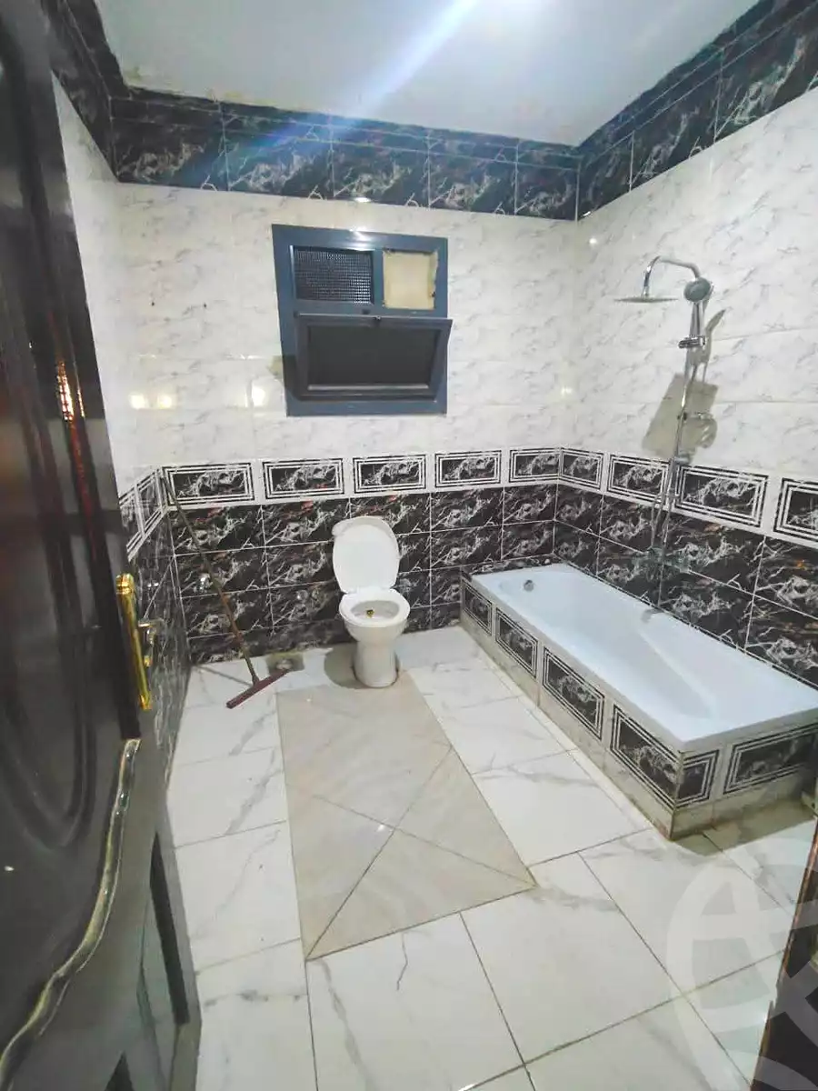 https://aqarmap.com.eg/ar/listing/6798720-for-rent-cairo-helwan-hadayek-helwan-nile-corniche-st