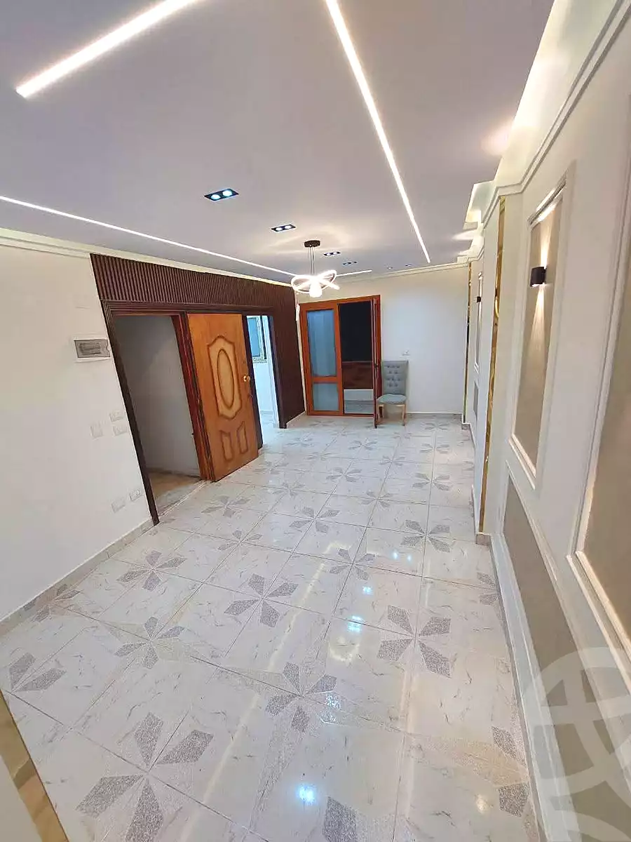https://aqarmap.com.eg/ar/listing/6798949-for-sale-alexandria-miami-45-street