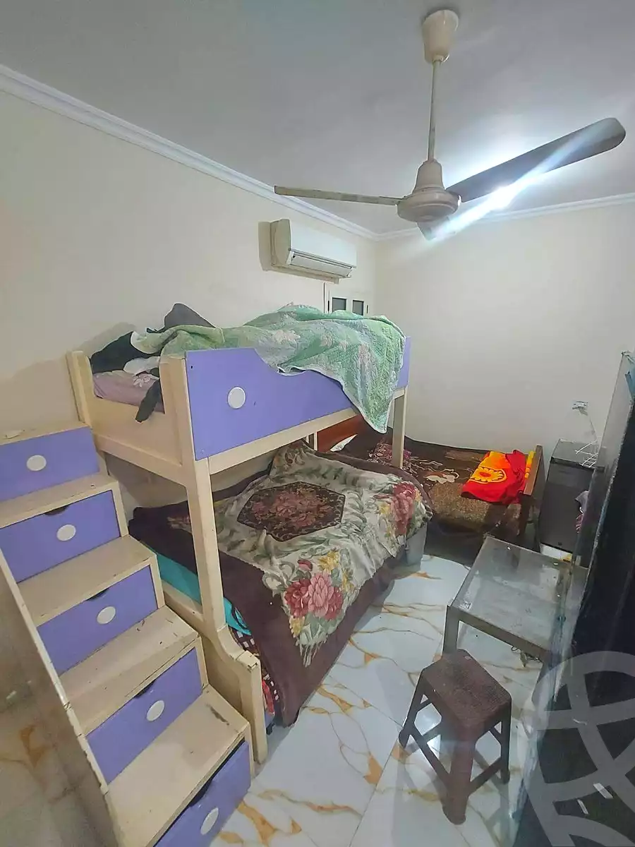 https://aqarmap.com.eg/en/listing/6799050-for-sale-cairo-helwan-el-shareaa-el-sharby-st