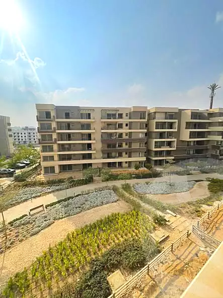 https://aqarmap.com.eg/en/listing/6799185-for-sale-cairo-new-cairo-compounds-blm-hylz-nyw-kyrw