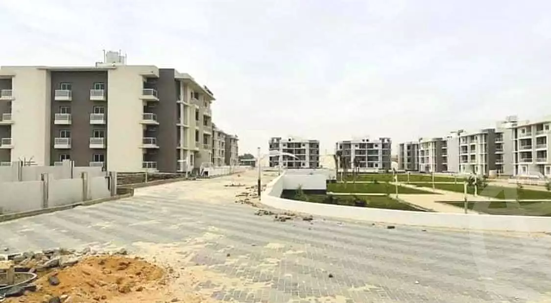 https://aqarmap.com.eg/en/listing/6799350-for-sale-cairo-el-sheikh-zayed-city-compounds-el-khamayel