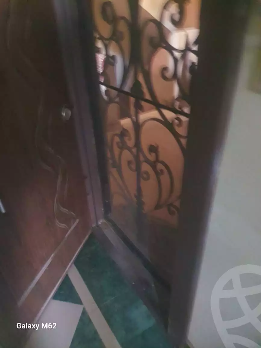 https://aqarmap.com.eg/ar/listing/6799279-for-sale-cairo-hadayek-el-koba-teraat-al-gabal-st