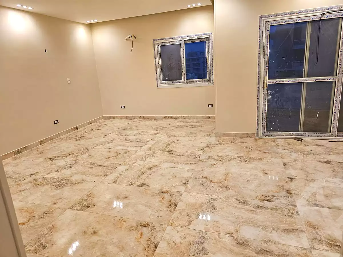 https://aqarmap.com.eg/ar/listing/6799491-for-rent-cairo-el-sheikh-zayed-city-compounds-el-khamayel