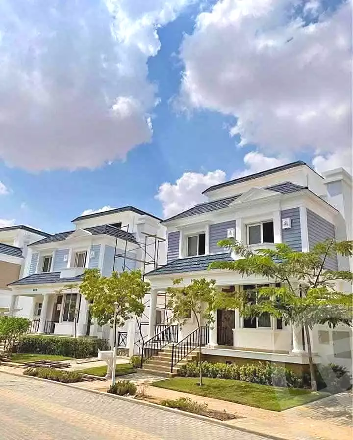 https://aqarmap.com.eg/en/listing/6799516-for-sale-cairo-new-cairo-compounds-mountain-view1-1-compound