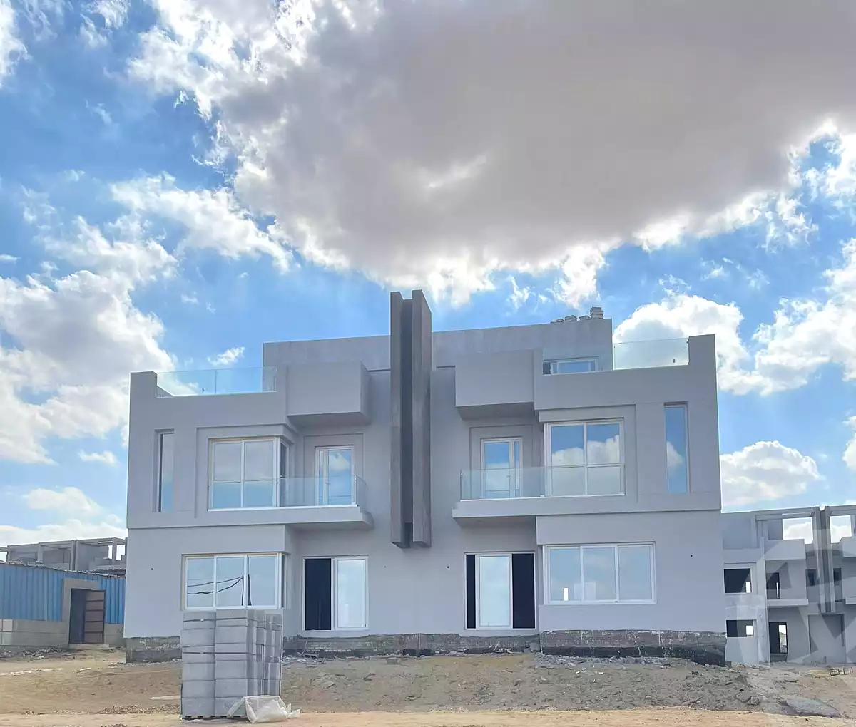 https://aqarmap.com.eg/ar/listing/6799539-for-sale-cairo-el-sheikh-zayed-city-compounds-beverly-hills
