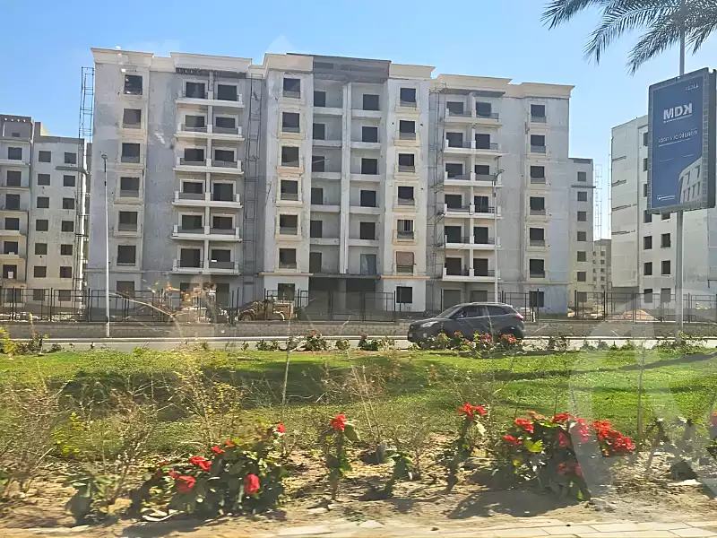 https://aqarmap.com.eg/ar/listing/6799692-for-sale-cairo-new-cairo-compounds-mayan-compound-stm