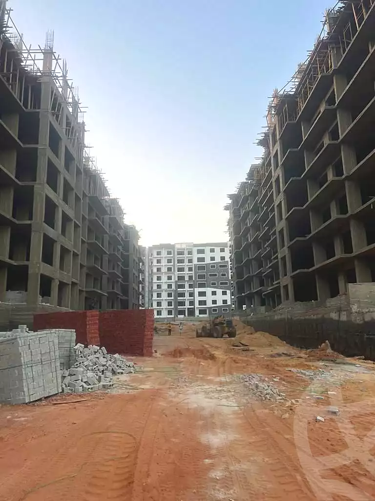 https://aqarmap.com.eg/ar/listing/6800208-for-sale-cairo-new-administrative-capital-r7-kmbwnd-dh-syty-fly-yjy-mstr