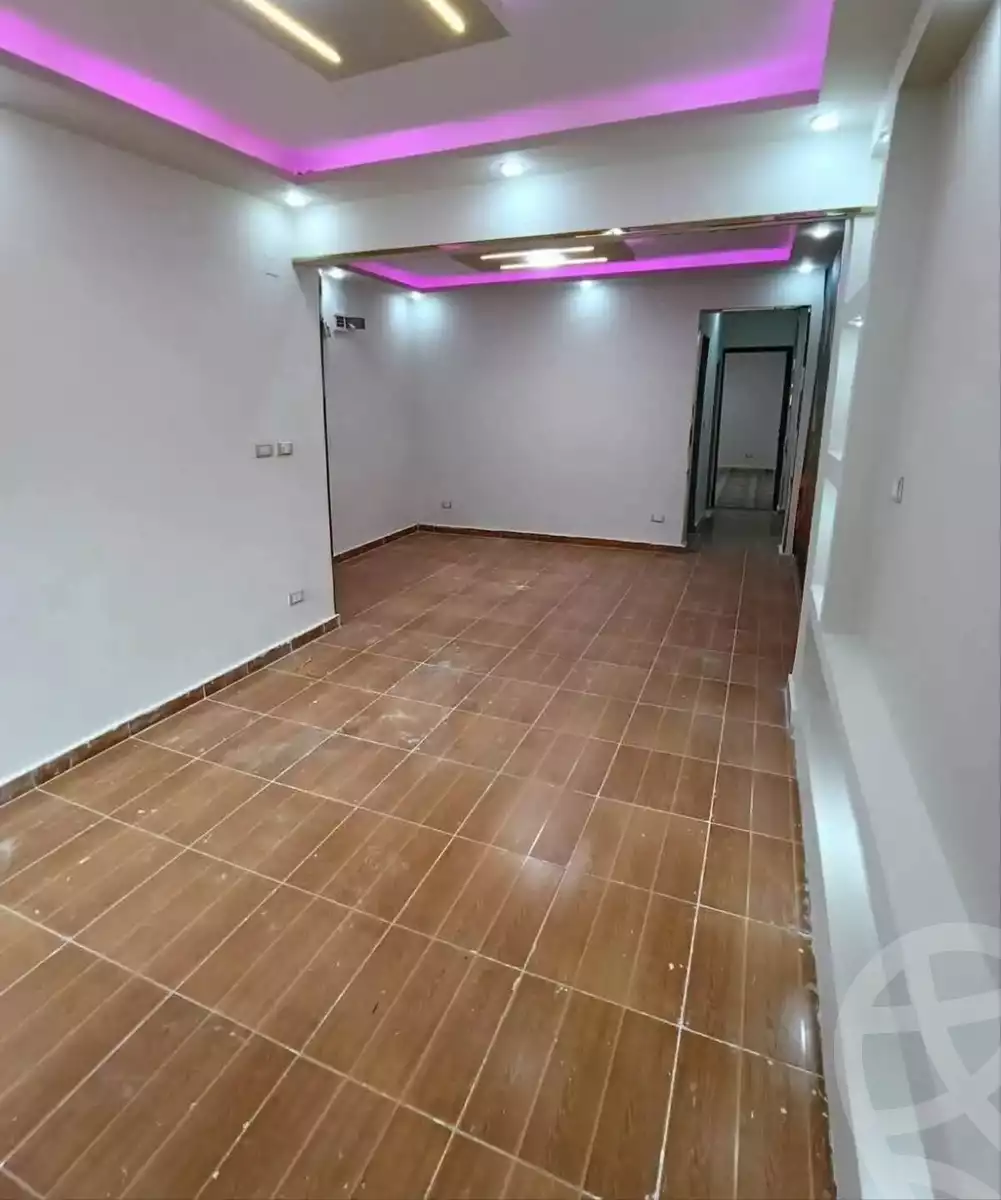 https://aqarmap.com.eg/en/listing/6800399-for-sale-alexandria-lsywf-el-falki