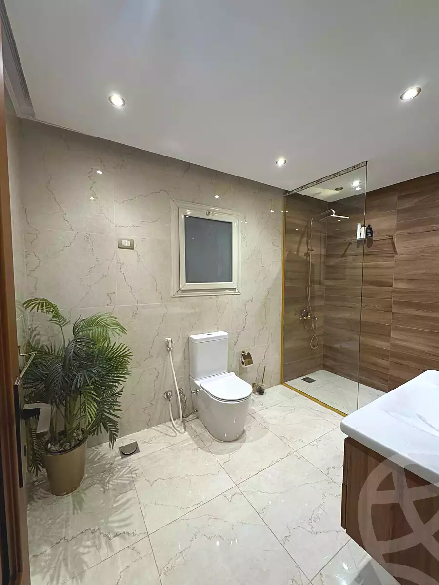https://aqarmap.com.eg/ar/listing/6800545-for-sale-cairo-el-sheikh-zayed-city-compounds-el-khamayel