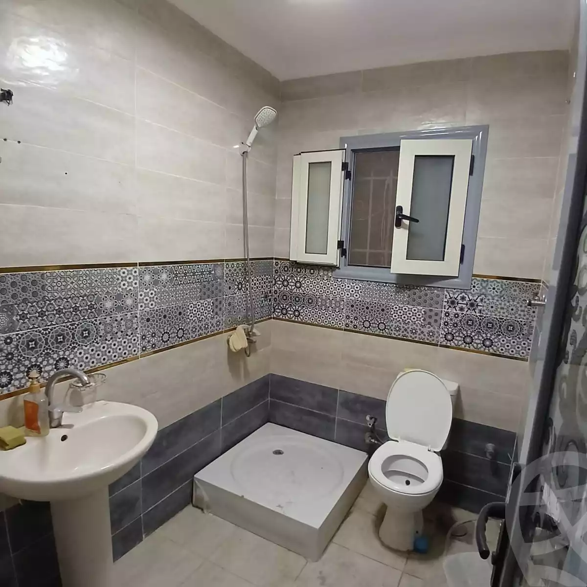 https://aqarmap.com.eg/en/listing/6800583-for-sale-alexandria-l-jmy-lbytsh-bianchiii-el-bashwat-st