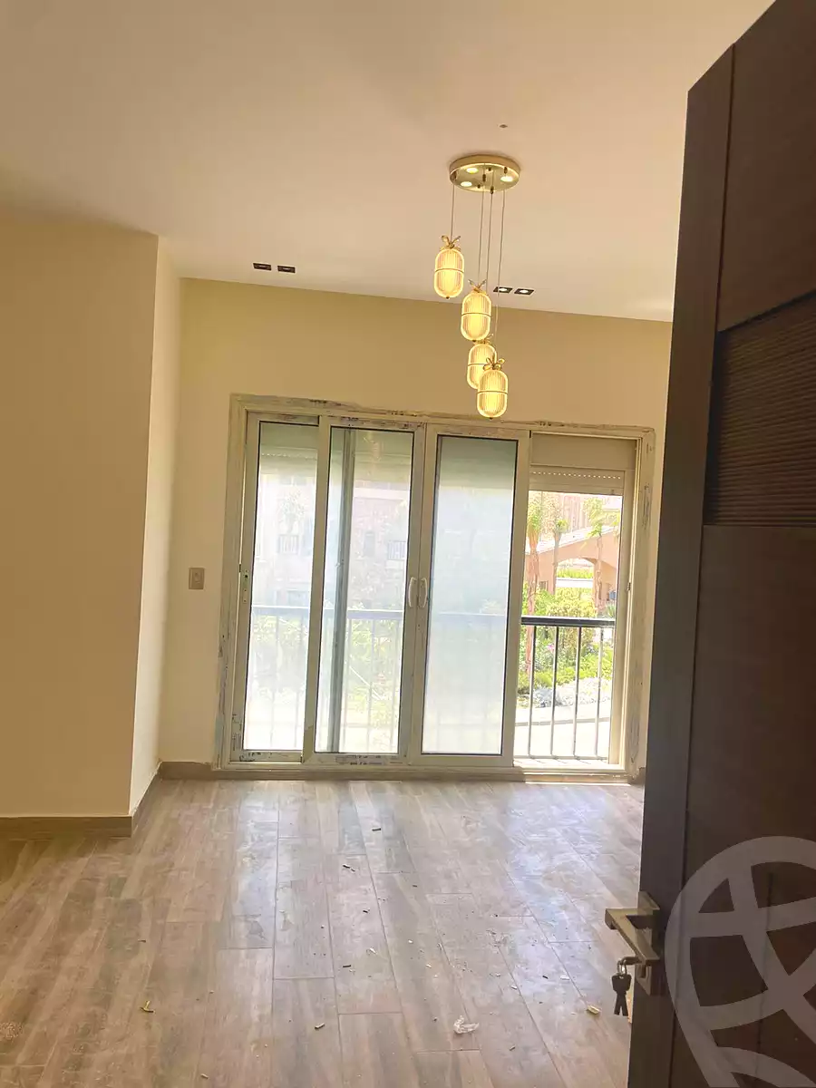 https://aqarmap.com.eg/en/listing/6800586-for-sale-cairo-new-cairo-lmstqbl-syty-compounds-green-square