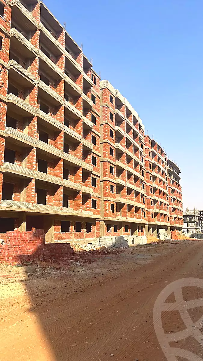 https://aqarmap.com.eg/ar/listing/6800663-for-sale-cairo-new-administrative-capital-r7-kmbwnd-stw