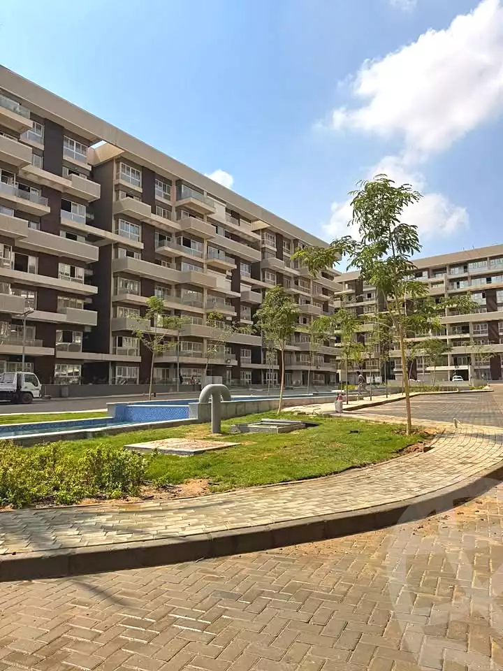 https://aqarmap.com.eg/en/listing/6800857-for-sale-cairo-new-administrative-capital-r7-scenario