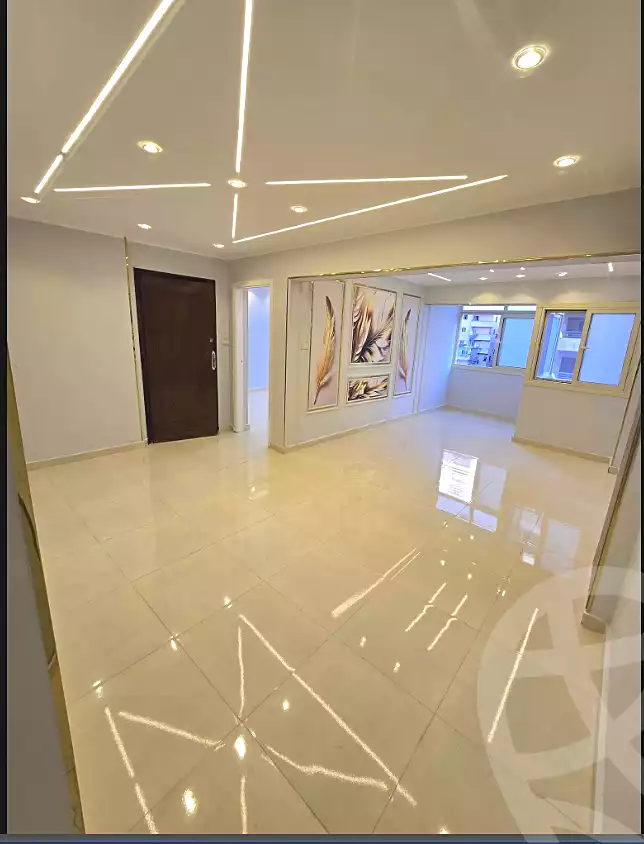 https://aqarmap.com.eg/en/listing/6802526-for-sale-alexandria-el-mandara-alex-el-mandara-bahri