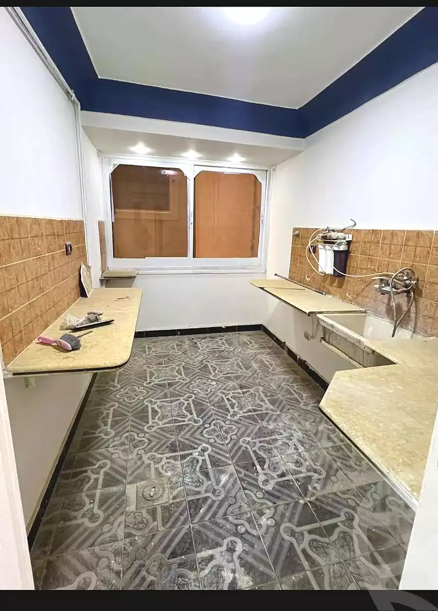 https://aqarmap.com.eg/ar/listing/6802553-for-sale-alexandria-l-jmy-lbytsh-el-hanafeya-st