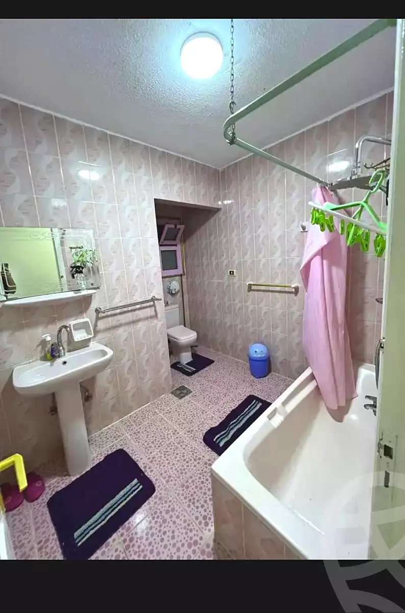 https://aqarmap.com.eg/ar/listing/6802576-for-sale-alexandria-miami-farook-abd-al-wahab-st