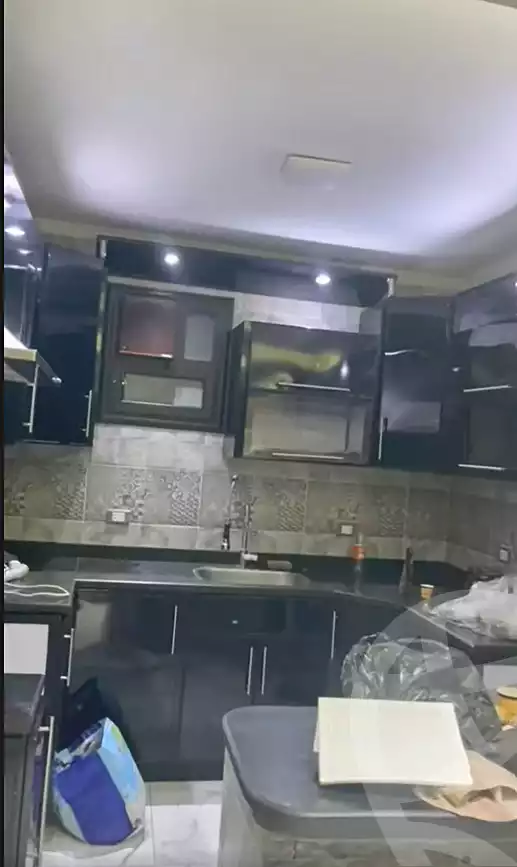 https://aqarmap.com.eg/en/listing/6802649-for-sale-cairo-helwan-el-shareaa-el-sharby-st