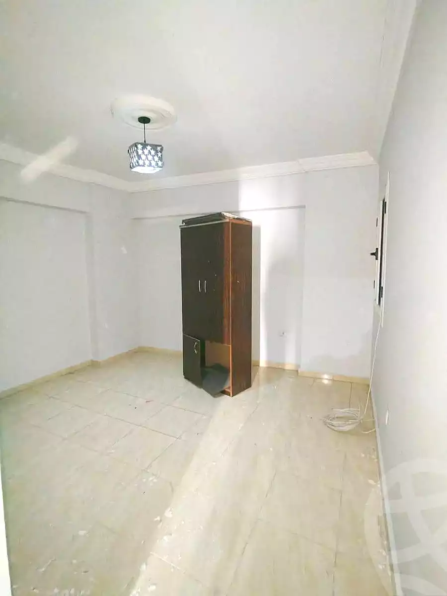 https://aqarmap.com.eg/ar/listing/6802707-for-rent-alexandria-sydy-bshr-sydy-bshr-bhry-khalil-hamada-st