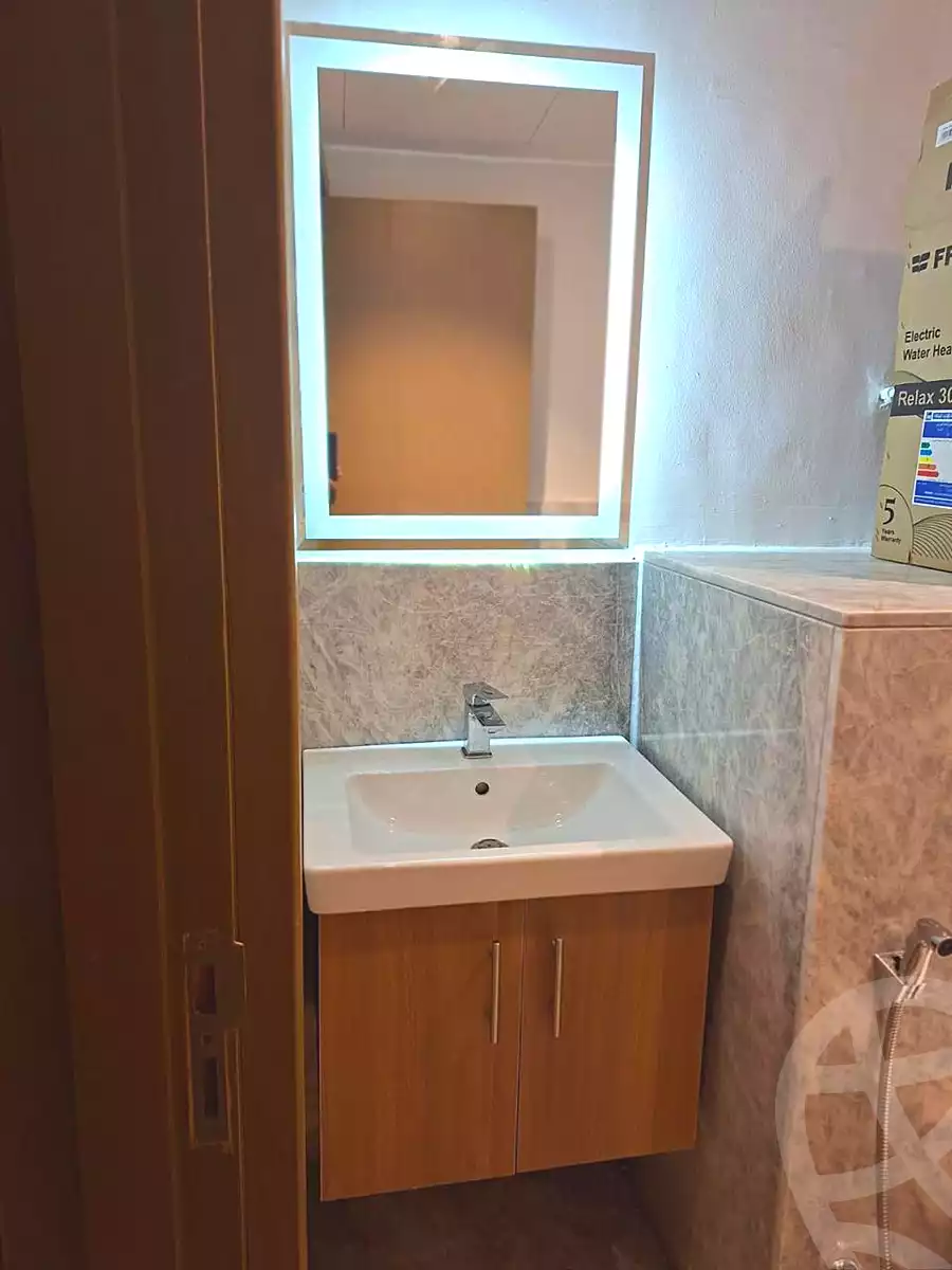 https://aqarmap.com.eg/ar/listing/6803430-for-rent-cairo-el-sheikh-zayed-city-compounds-zyd-wr-llttwyr-z-tower