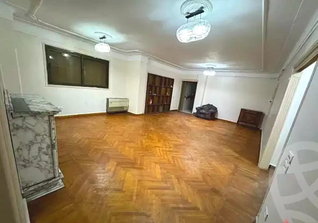 https://aqarmap.com.eg/en/listing/6803650-for-sale-alexandria-sporting-shr-bwr-s-yd