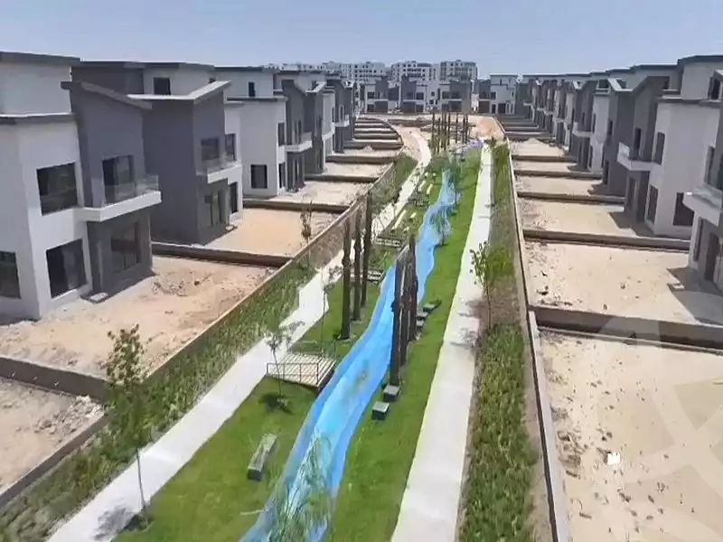 https://aqarmap.com.eg/en/listing/6803376-for-sale-cairo-new-cairo-compounds-kmbwnd-kryk-twn-il-cazar