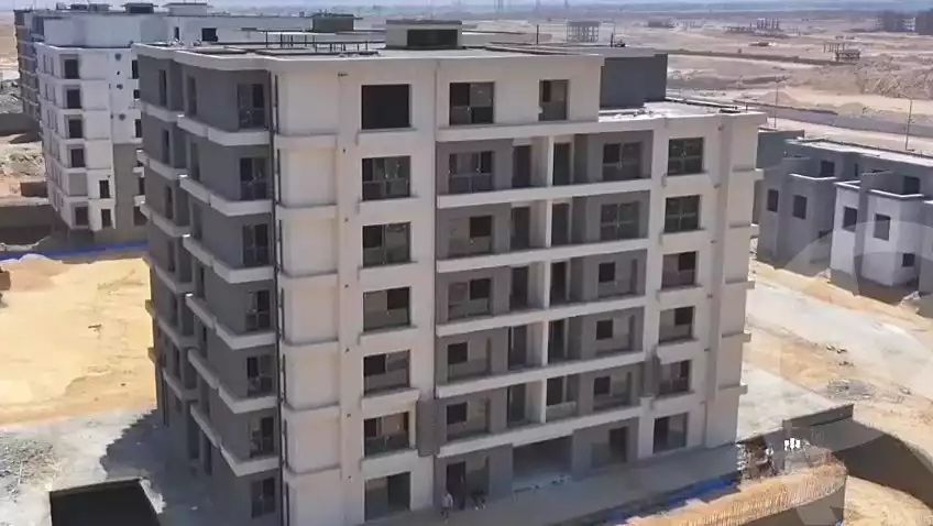 https://aqarmap.com.eg/en/listing/6803791-for-sale-cairo-new-cairo-compounds-kmbwnd-kryk-twn-il-cazar