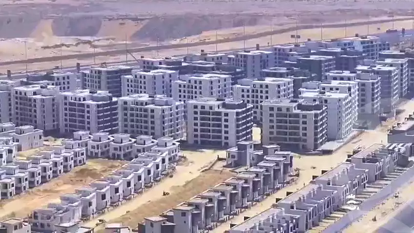 https://aqarmap.com.eg/en/listing/6803791-for-sale-cairo-new-cairo-compounds-kmbwnd-kryk-twn-il-cazar