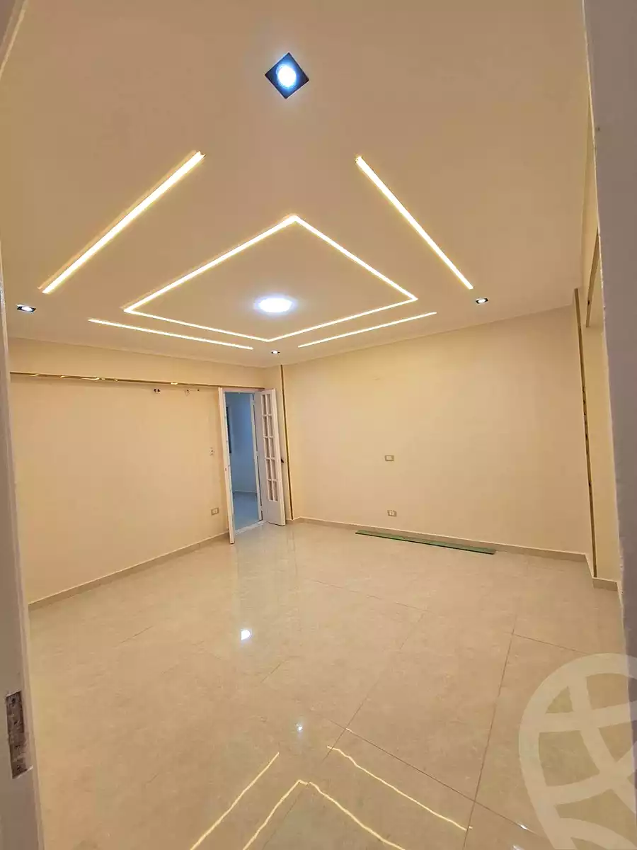 https://aqarmap.com.eg/en/listing/6804588-for-sale-alexandria-el-asafra-shr-45