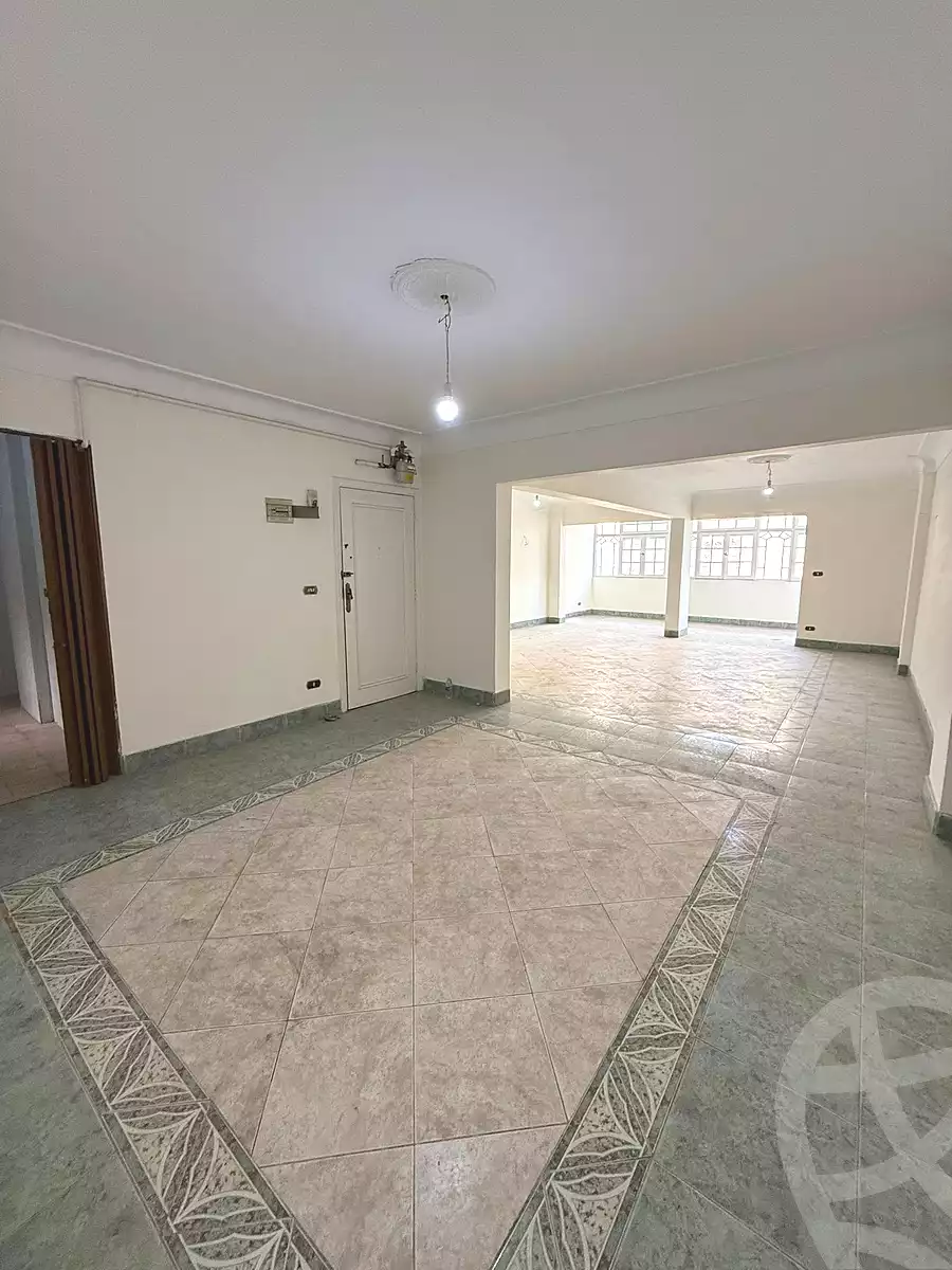 https://aqarmap.com.eg/en/listing/6804986-for-sale-alexandria-el-asafra-ahmed-tiesser-st