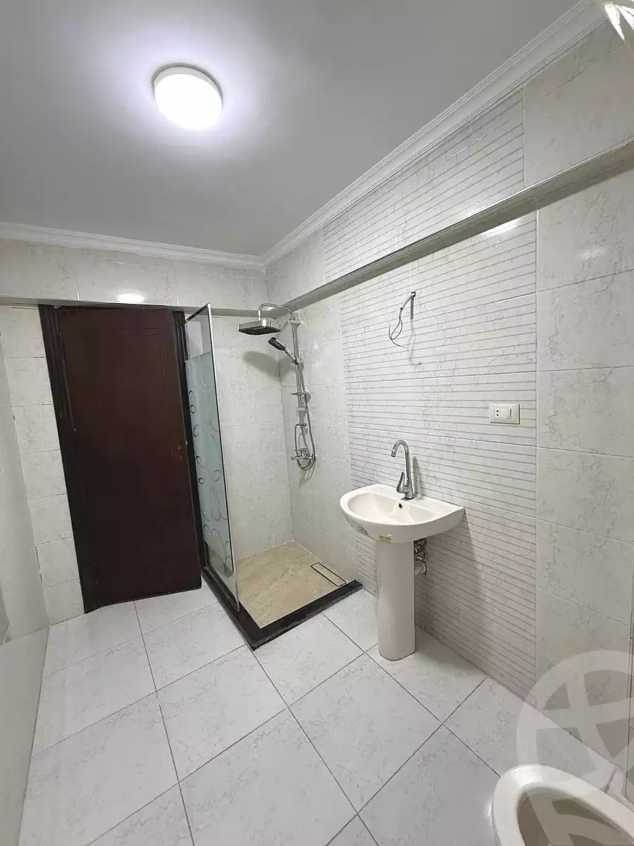 https://aqarmap.com.eg/ar/listing/6805066-for-sale-alexandria-el-asafra-l-sfr-bhry