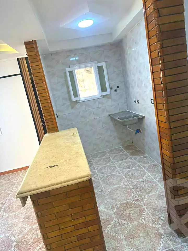 https://aqarmap.com.eg/ar/listing/6805343-for-sale-alexandria-l-jmy-compounds-in-el-agamy