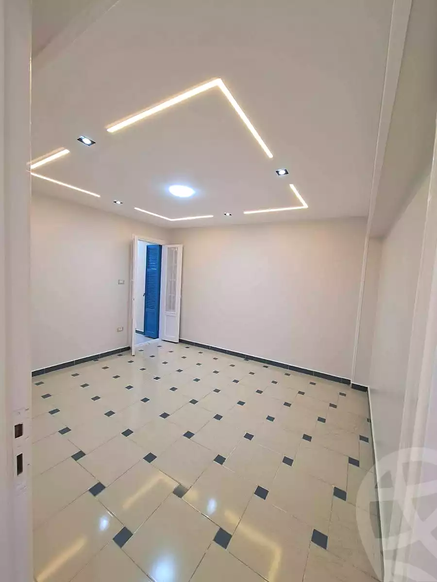 https://aqarmap.com.eg/ar/listing/6805355-for-sale-alexandria-miami-mahmoud-el-isawy-st
