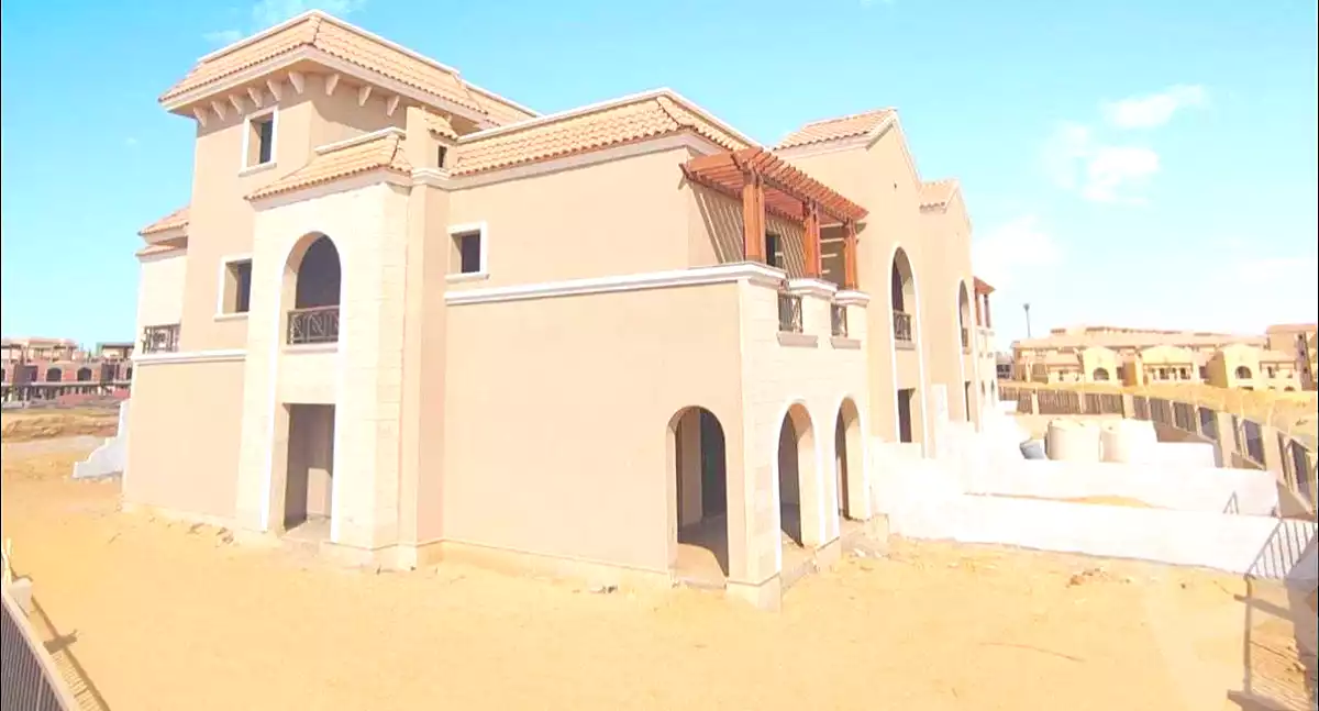 https://aqarmap.com.eg/en/listing/6805486-for-sale-cairo-el-shorouk-compounds-yfy-ryzydns