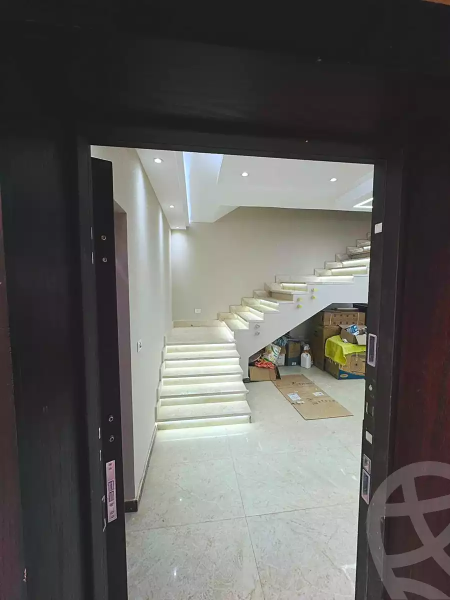 https://aqarmap.com.eg/ar/listing/6805626-for-sale-cairo-el-shorouk-compounds-yfy-ryzydns