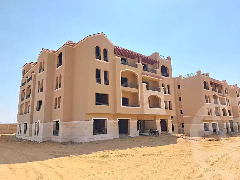 https://aqarmap.com.eg/ar/listing/6805631-for-sale-cairo-el-shorouk-compounds-yfy-ryzydns