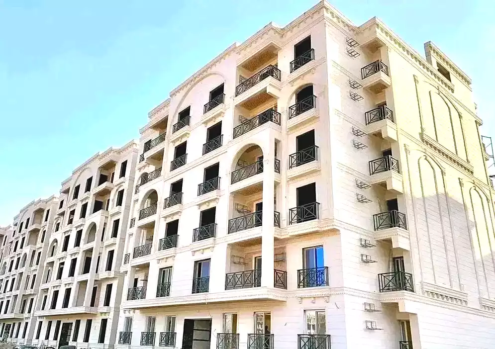 https://aqarmap.com.eg/en/listing/6805902-for-sale-cairo-6th-of-october-hadaeq-october-compounds-green-city-compound-qebaa