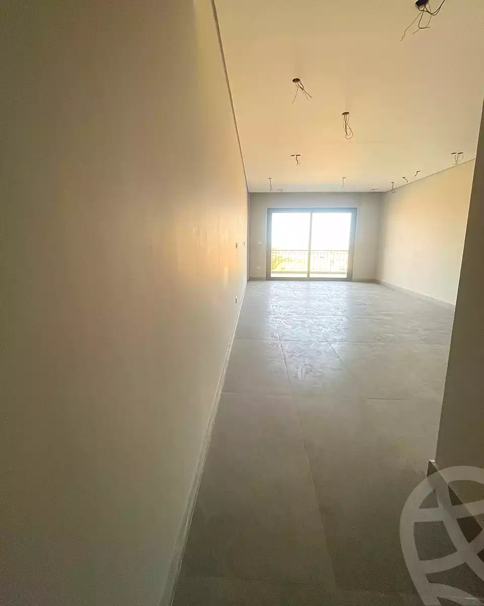 https://aqarmap.com.eg/ar/listing/6805875-for-sale-cairo-el-sheikh-zayed-city-compounds-kmbwnd-fyldj-wyst-dr-llttwyr