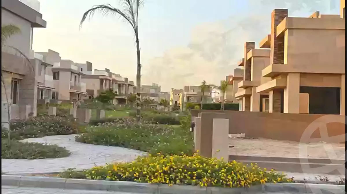 https://aqarmap.com.eg/en/listing/6806153-for-sale-cairo-6th-of-october-compounds-rayos