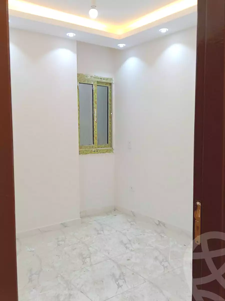 https://aqarmap.com.eg/ar/listing/6806943-for-sale-cairo-6th-of-october-el-ahyaa-neighborhood-3rd-al-hay-al-thalith-st