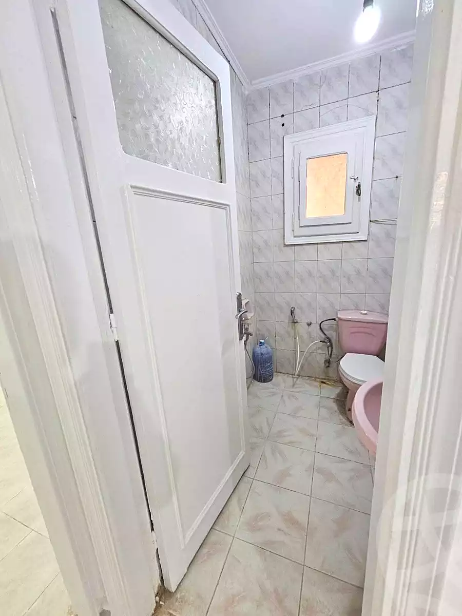 https://aqarmap.com.eg/ar/listing/6807748-for-sale-alexandria-sydy-bshr-sydy-bshr-bhry-amr-el-nogomy-st